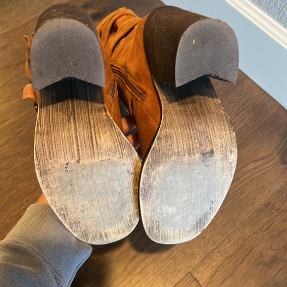 Jeffrey Campbell mission boots - Picture 6 of 9